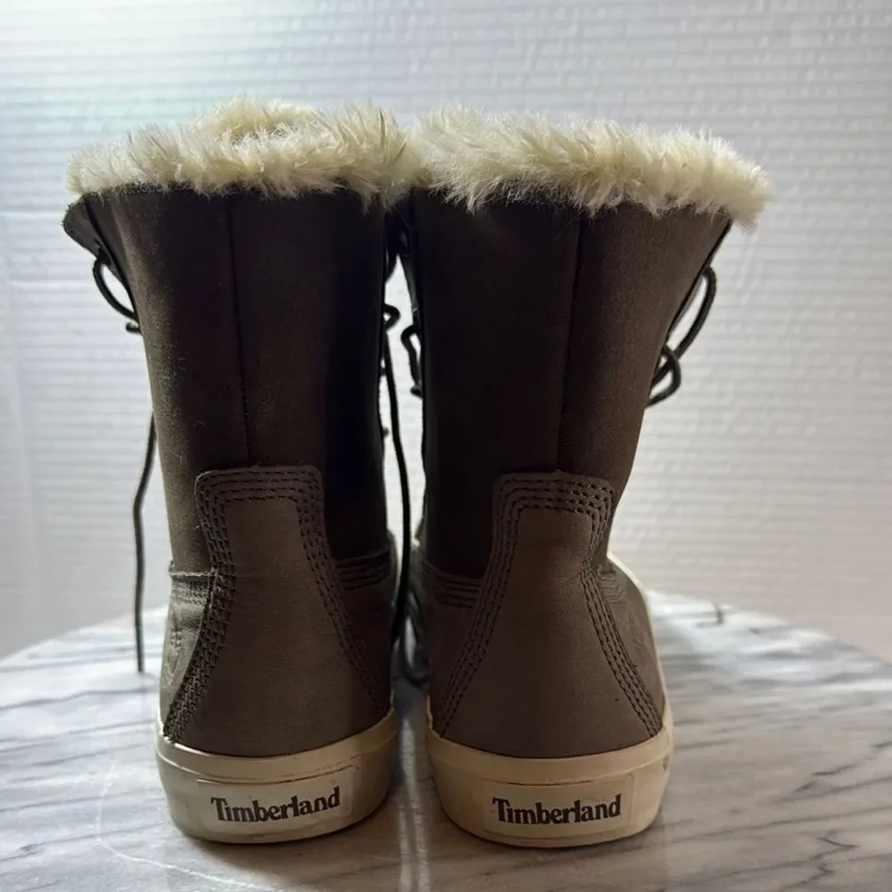 Timberland Brown Winter Boots with Fur Lining